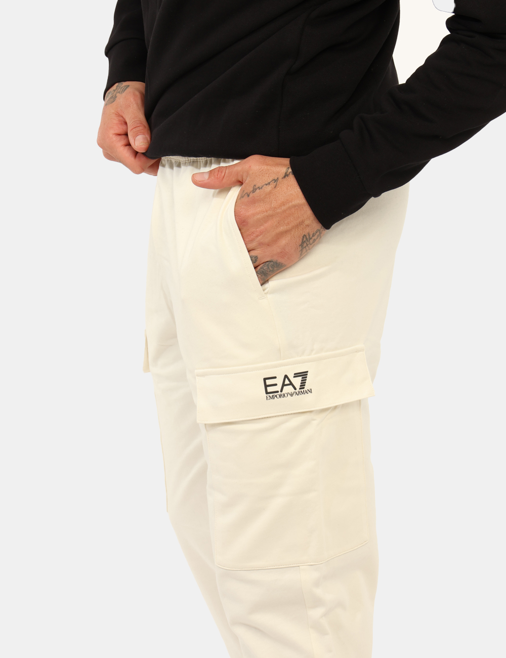 8NPP67-PJVRZ-OA_VANILLA-ICE_AI25_4 8NPP67-PJVRZ-OA_VANILLA-ICE_AI25