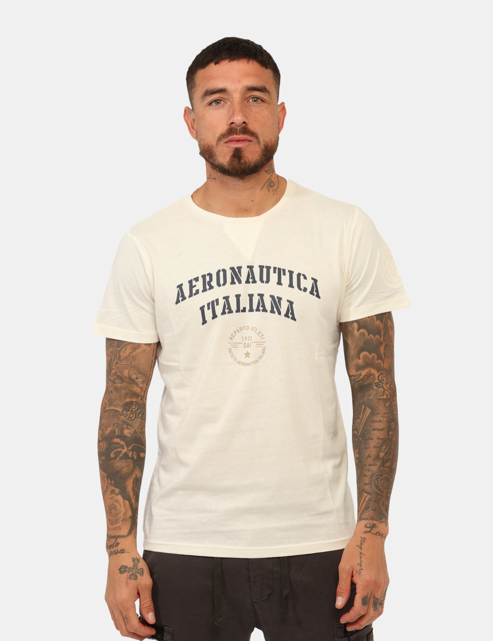 ARI5TS011344U-SA_OFF-WHITE_AI25_5 T-shirt Aeronautica Italiana Bianco - T-shirt classica su base bianca con stampa logo brand in tinta coordinata. La vestibil