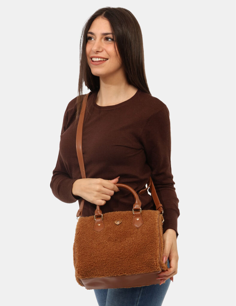 Borsa Concept83 Marrone - Cod. art. BRU0124SP OAVi ricordiamo che tutti i nostri articoli sono originali.