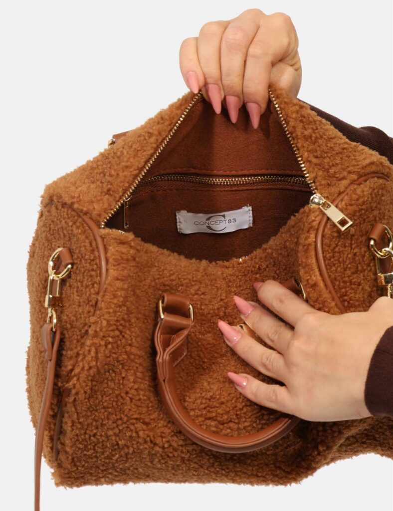 Borsa Concept83 Marrone - Cod. art. BRU0124SP OAVi ricordiamo che tutti i nostri articoli sono originali.