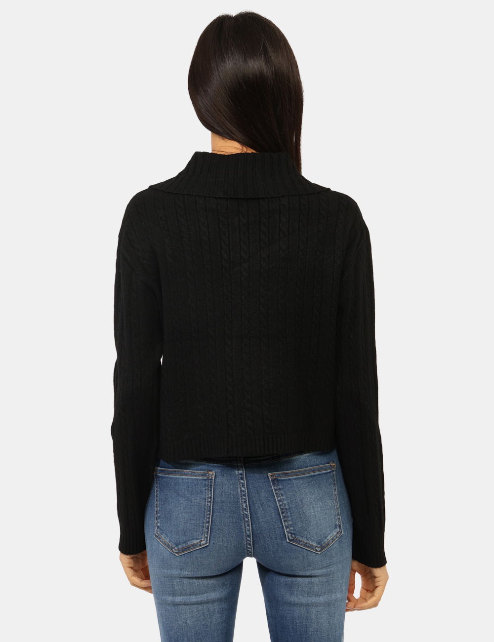 C007-OA_NERO_AI25_2 Maglione Materica Nero - Maglione modello cardigan corto, in total nero con trama intrecciata e collo ampio. La vestibilità