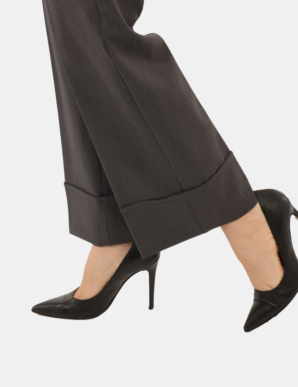 DANY-2525136122-SA_GRIGIO-SCURO_AI25_4 Pantaloni Emme Marella Grigio - Pantaloni larghi ma eleganti, in total grigio con tasche a taglio trasversale. La vestibilit