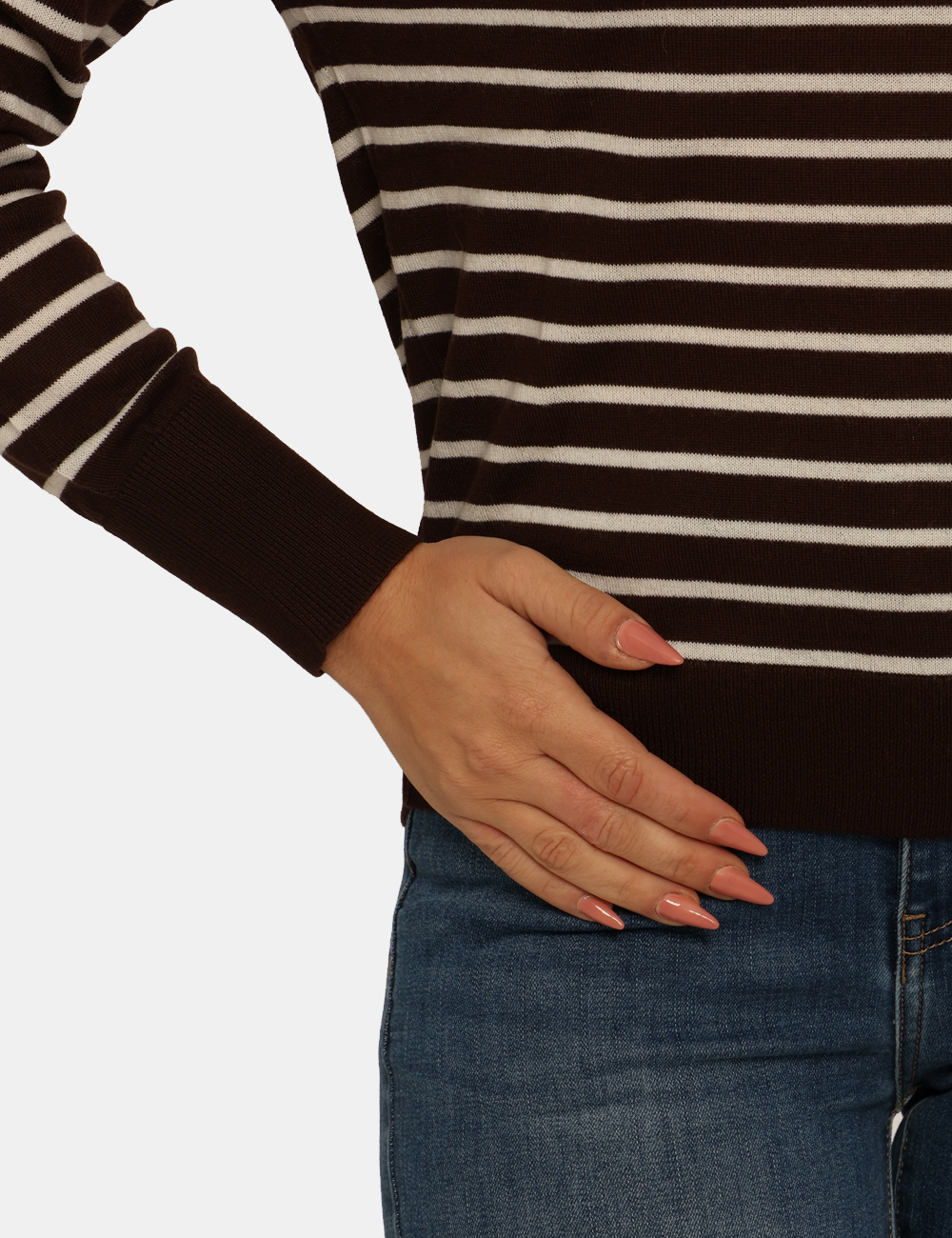 EREMO-2525366372-SA_TESTA-DI-MORO_AI25_4 Maglione Emme Marella Marrone - Maglioncino leggero a maniche lunghe, accollato, con in total marrone con righine bianche. L