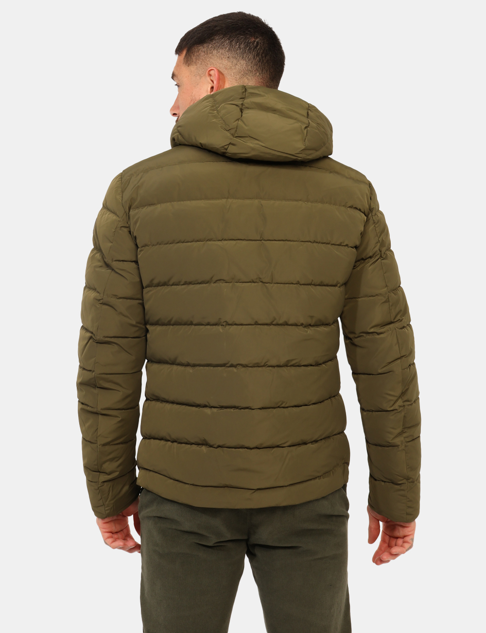 G224080-OA_OLNI_AI25_2 Piumino Canadian Verde - Piumino corto in total verde militare, con cappuccio non removibile. Presenti tasche a taglio trasv