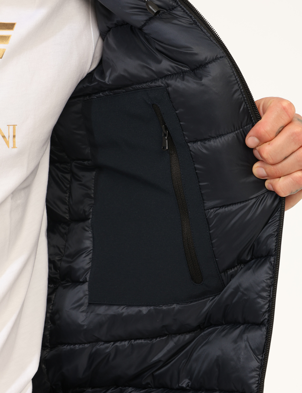 G224394-OA_DKNAV_AI25_3 Giacca Canadian Blu - Giacca con cappuccio non removibile, in total blu navy, con tasche a taglio trasversale ed interno in