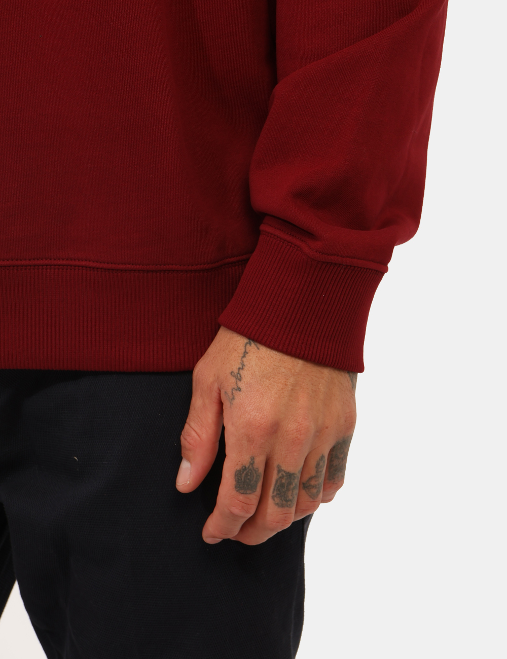 LV04RC296G-OA_WCV_AI25_4 Felpa Calvin Klein Bordeaux - Felpa classica garzata, in total bordeaux con logo brand ricamato bianco. La vestibilità è mor
