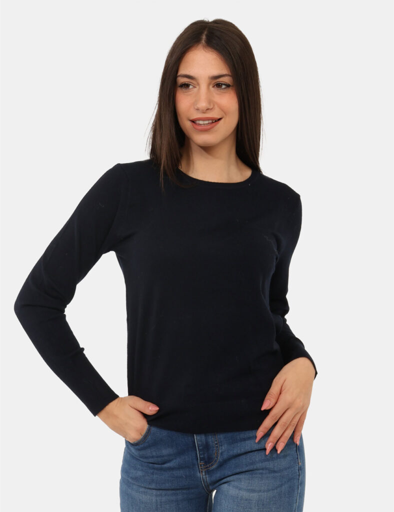 Maglione Rue De Clerie Blu - Maglioncino leggero, con girocollo classico e in total blu navy. La vestibilità è morbida e reg