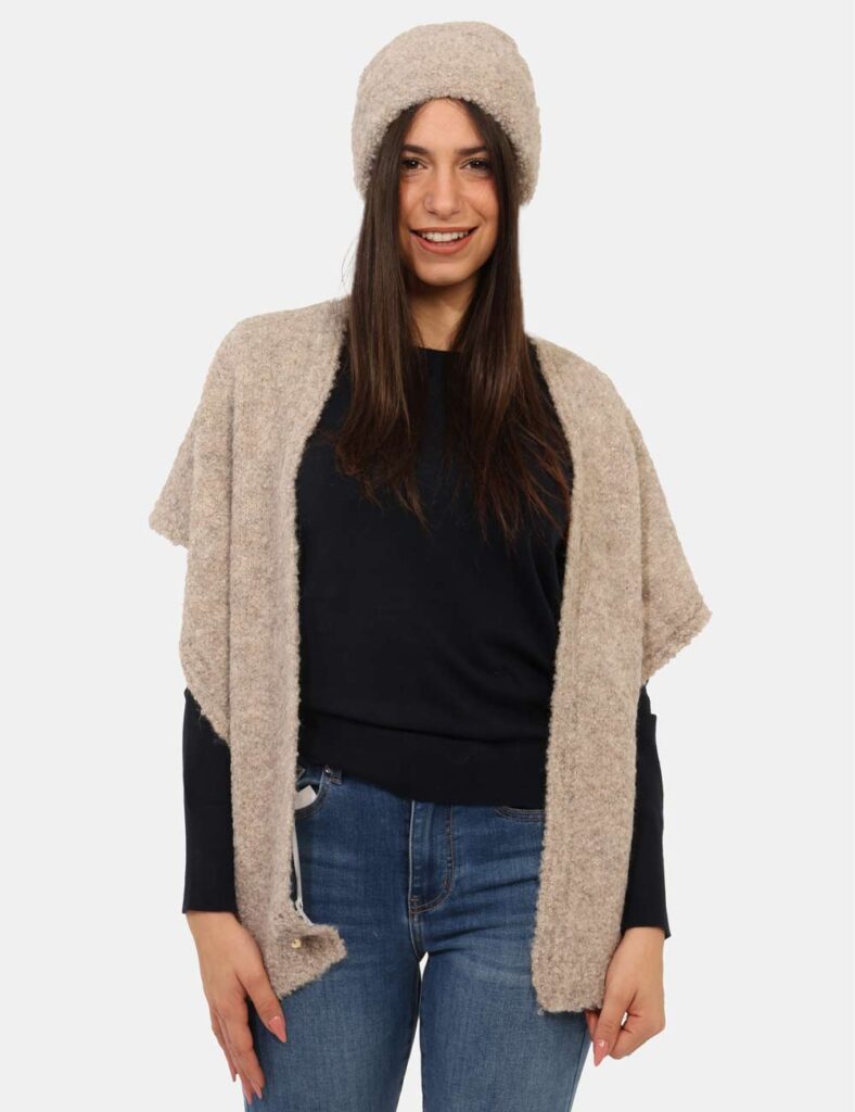 Sciarpa Concept83 Beige - Cod. art. SI2841SP OAVi ricordiamo che tutti i nostri articoli sono originali.