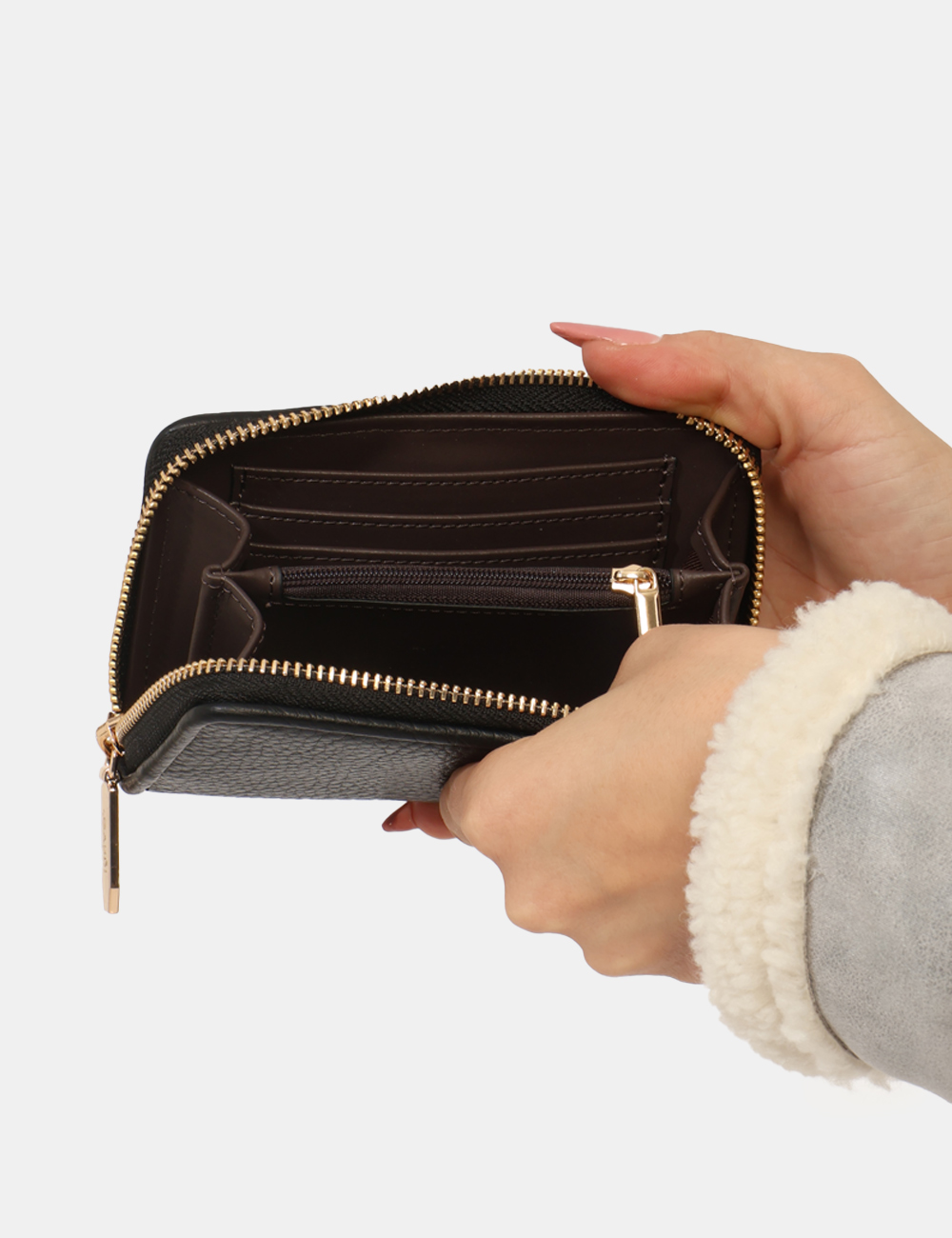 V5AI-12313-ME-CA_NERO_AI25_2 Portafoglio Gaudi Nero - L’articolo appartiene al campionario esclusivo di stagione: pezzo unico.Cod. art. V5AI 12313 ME CAV