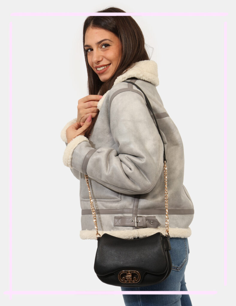 Borsa Gaudi Nero - L’articolo appartiene al campionario esclusivo di stagione: pezzo unico.Cod. art. V5AI 12363 ME CAVi rico