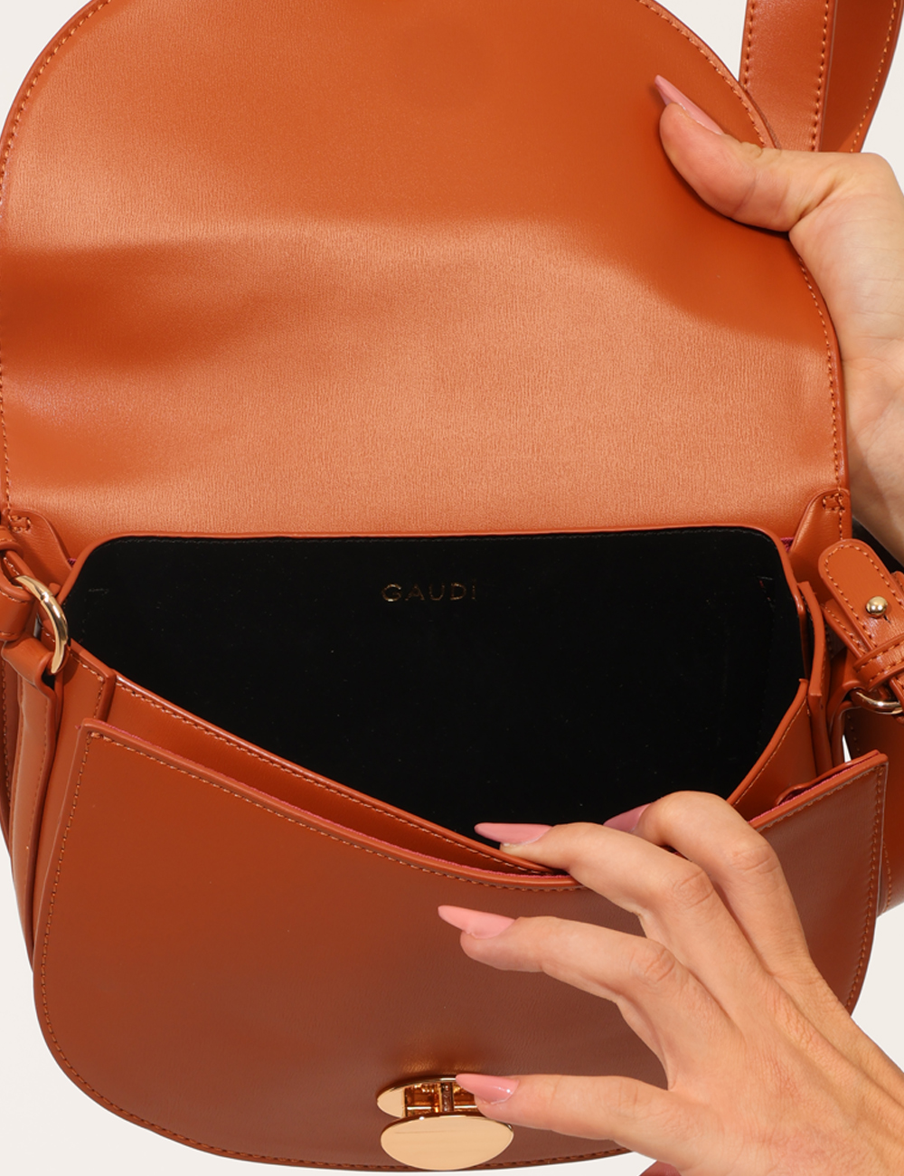 V5AI-12460-ME-CA_MARRONE_AI25_2 Borsa Gaudi Marrone - L’articolo appartiene al campionario esclusivo di stagione: pezzo unico.Cod. art. V5AI 12460 ME CAVi r