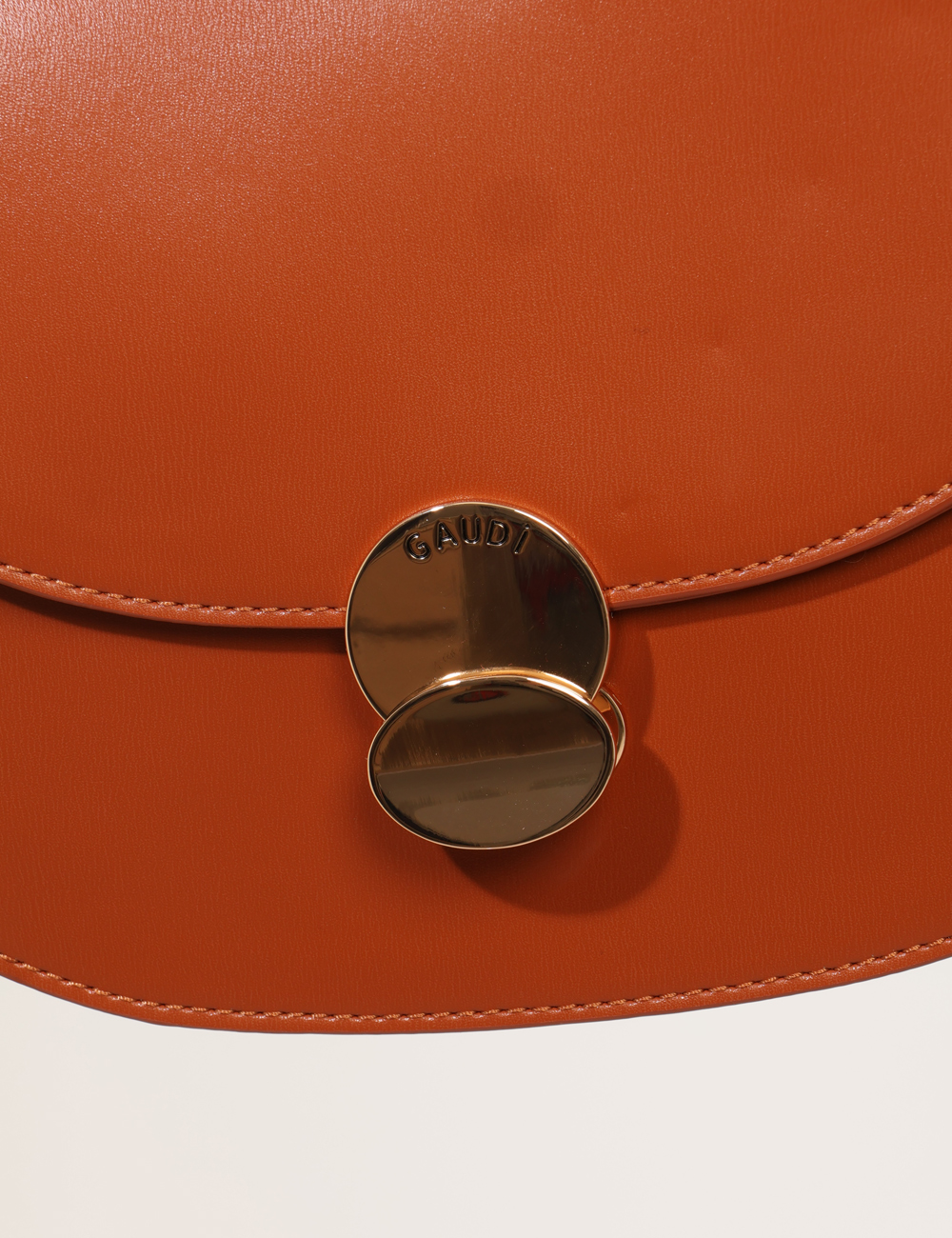 V5AI-12460-ME-CA_MARRONE_AI25_5 Borsa Gaudi Marrone - L’articolo appartiene al campionario esclusivo di stagione: pezzo unico.Cod. art. V5AI 12460 ME CAVi r