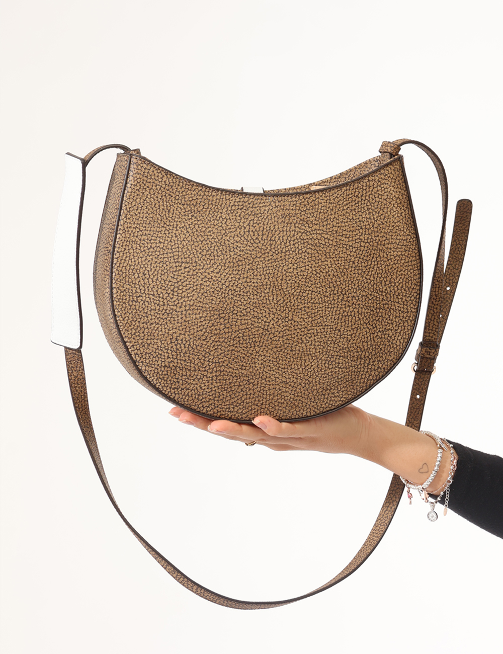 924645AG2F02-SB_natural-ice_AI25_3 924645AG2F02-SB_natural-ice_AI25