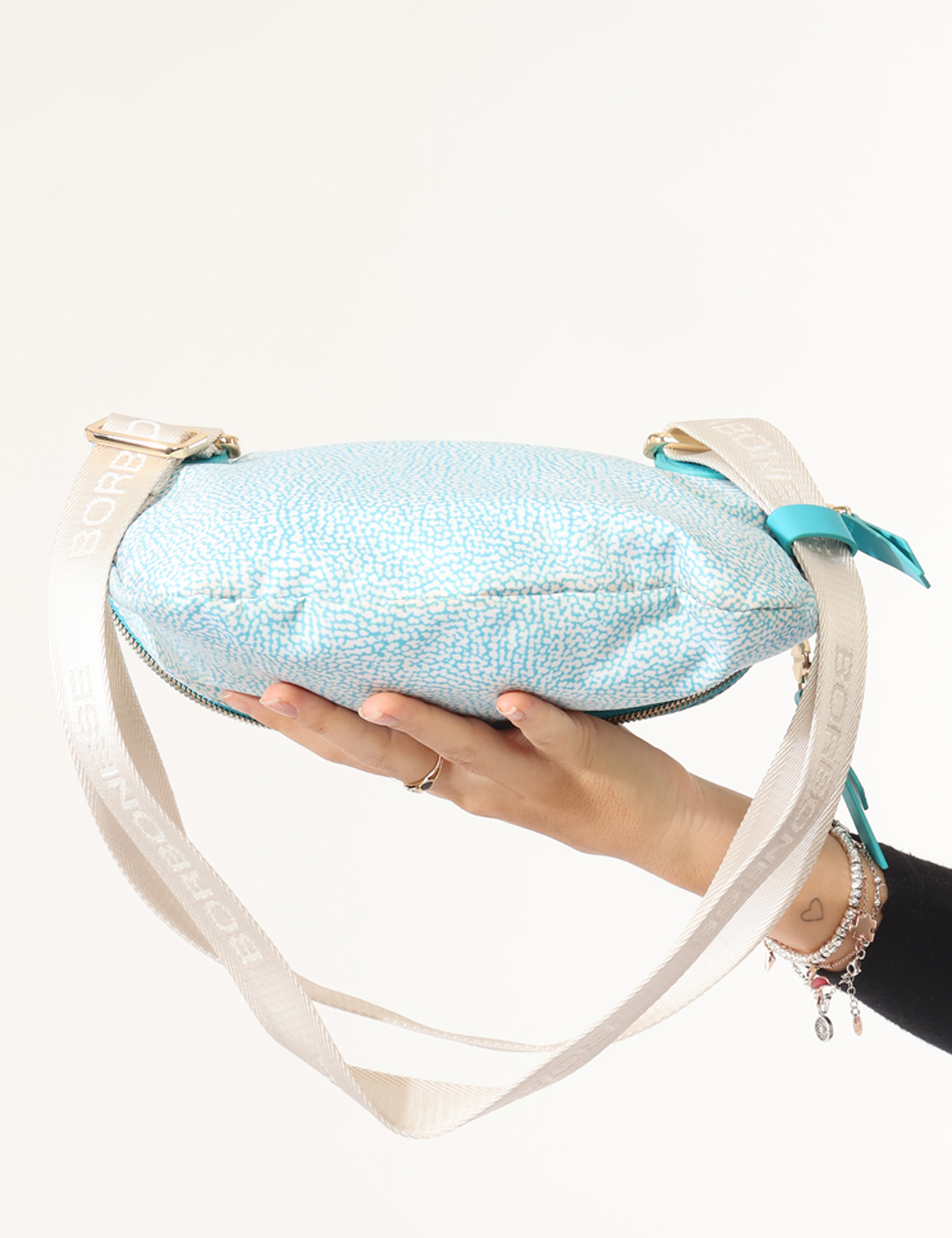 934240296S27-SB_light-blue_AI25_3 934240296S27-SB_light-blue_AI25