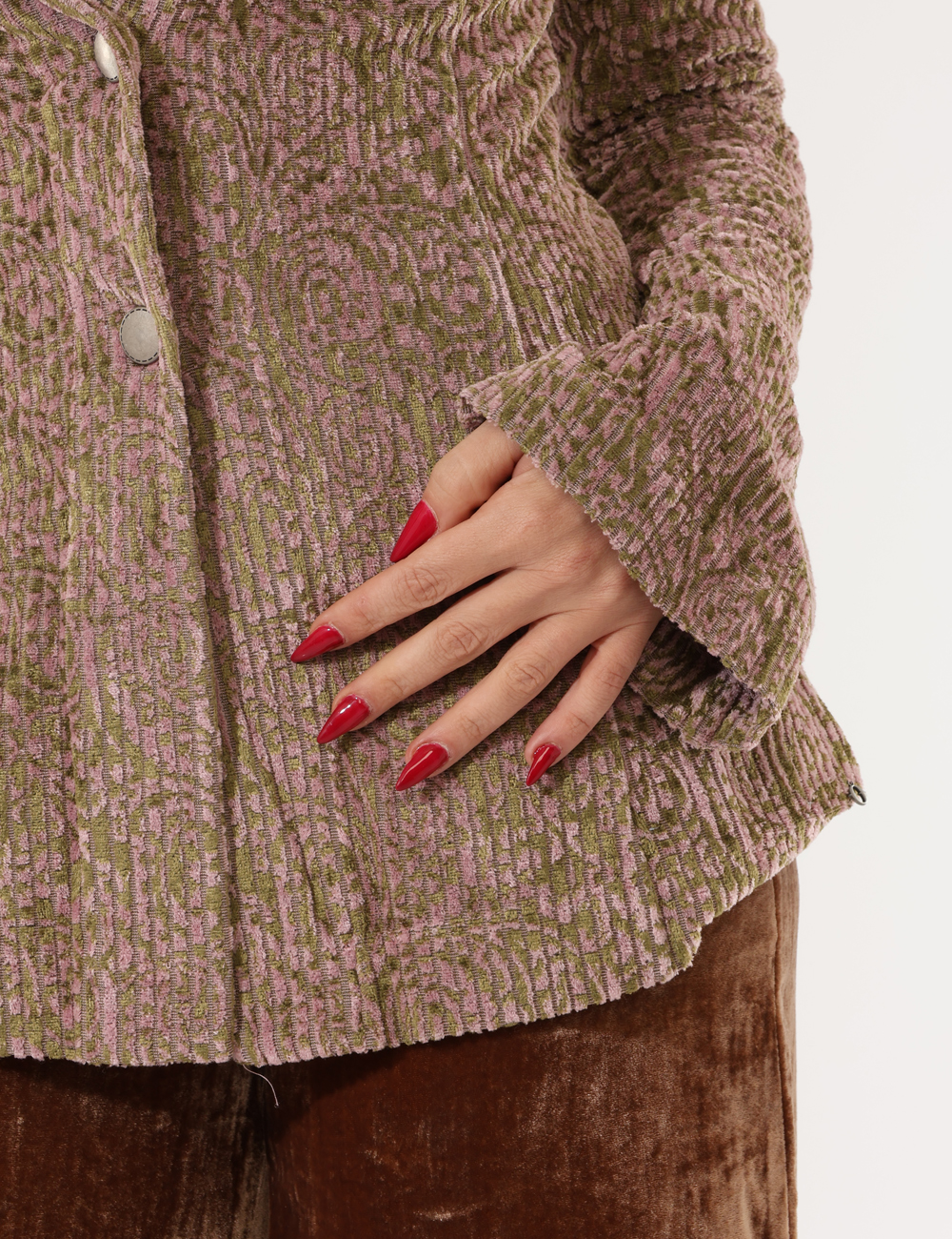 DG5933-SA_VAR-UNICA_AI25_3 Blazer Ottod'Ame Verde - Blazer sfoderato con bottoni in metallo, leggermente svasata sul foto e sulle maniche.Cod. art. DG5