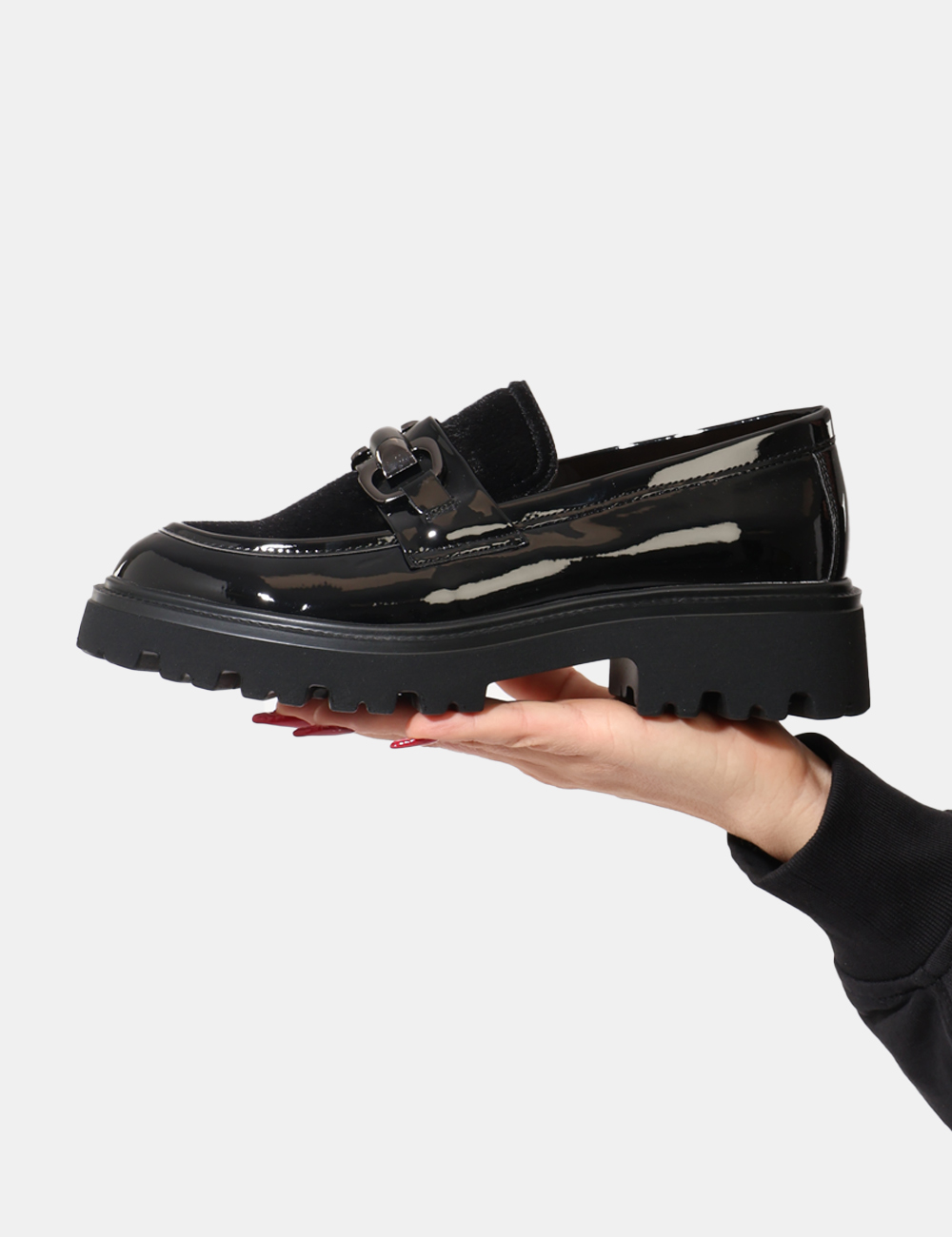 K-10037-OA_BLACK_AI25_5 Mocassini Keys Nero - Mocassino total nero in double vernice e tessuto con fibia coordinata. La calzata è morbida e avvolgen