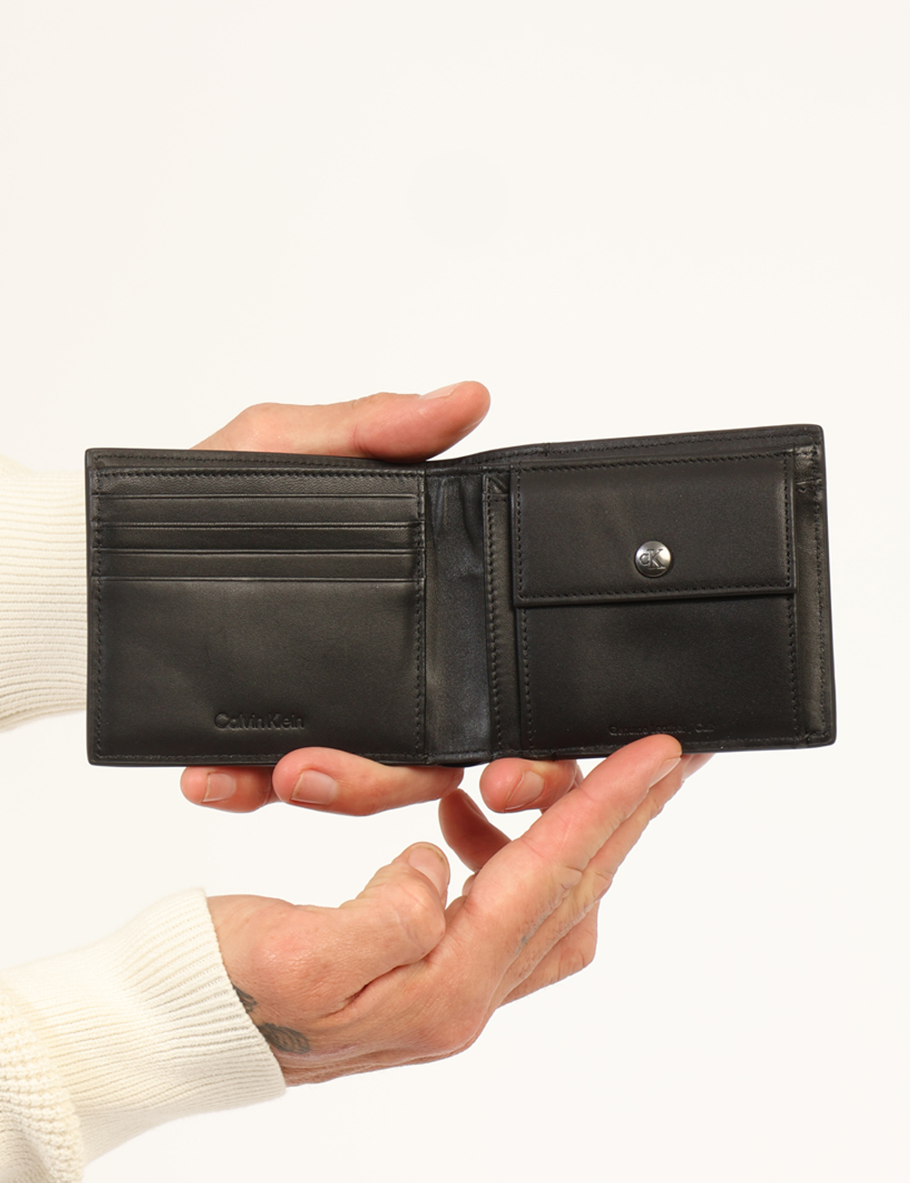 LV04G1072G-SA_BLACK_AI25_3 LV04G1072G-SA_BLACK_AI25