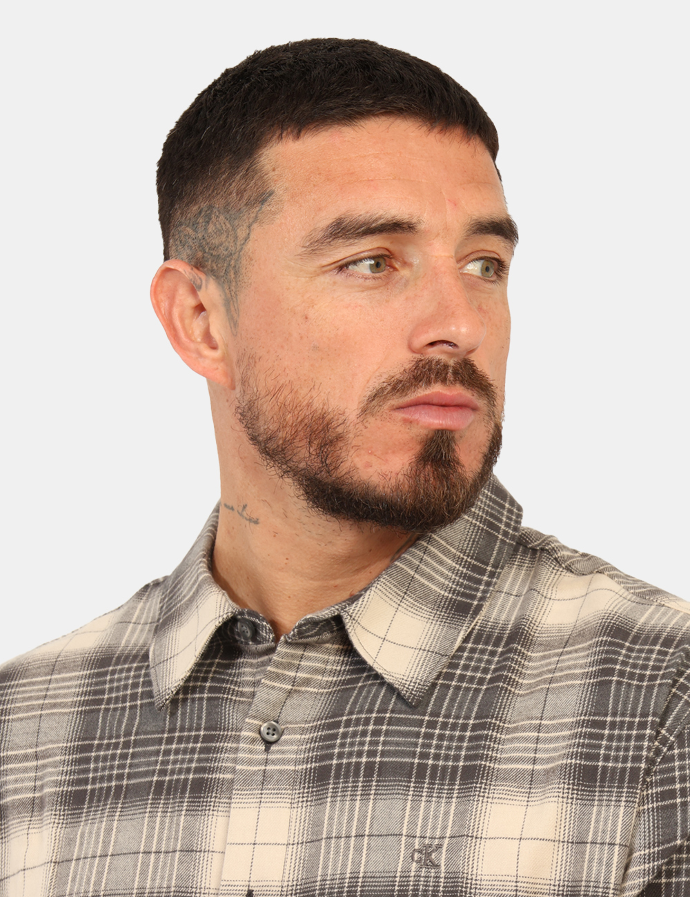 LV04RD105G-OA_UB1_AI25_3 Camicia Calvin Klein Grigio - Camicia casual su fantasia quadrettata in tinta bianco e grigio. La vestibilità è morbida e pr