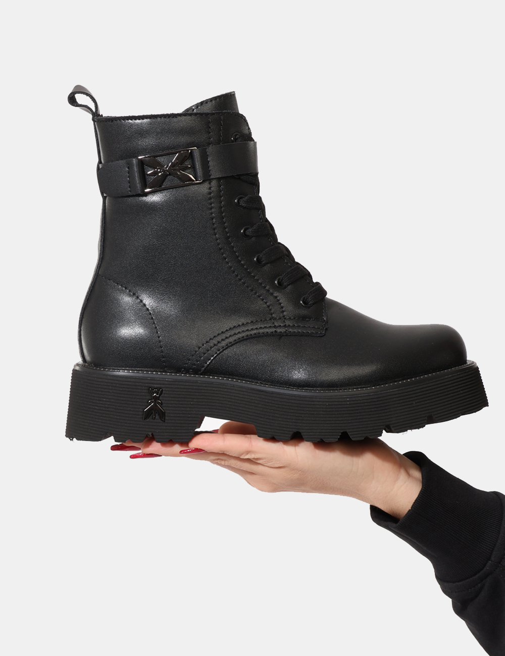 PJ888-SA_NERO-CDF-VITELLO_AI25_5 Stivaletti Patrizia Pepe Nero - Stivaletti in cuoio total nero, con lacci coordinati più fibia. La calzata è pratica grazie