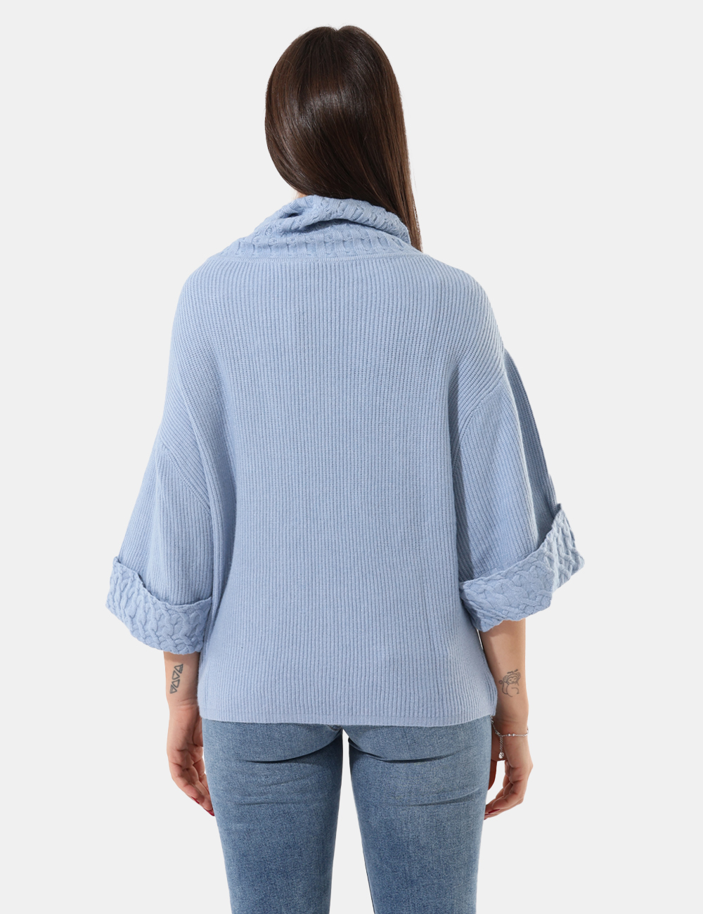 S65YBEX22343-SA_CIELO_AI25_2 Maglione Sandro Ferrone Azzurro - Maglia a collo alto , morbido con manica a 3/4.Cod. art. S65YBEX22343 SAVi ricordiamo che