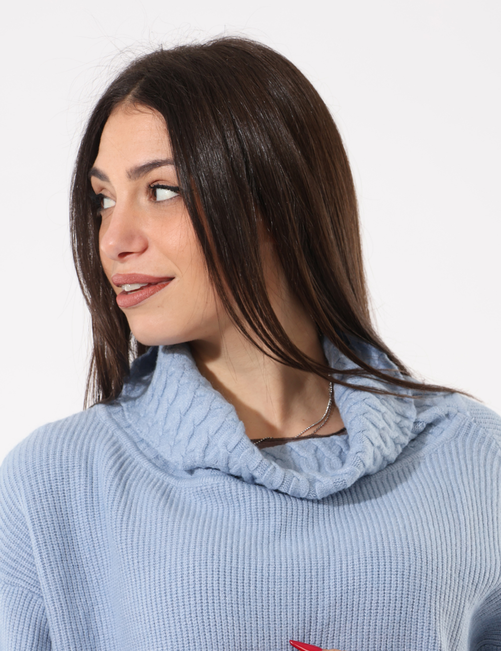 S65YBEX22343-SA_CIELO_AI25_4 Maglione Sandro Ferrone Azzurro - Maglia a collo alto , morbido con manica a 3/4.Cod. art. S65YBEX22343 SAVi ricordiamo che