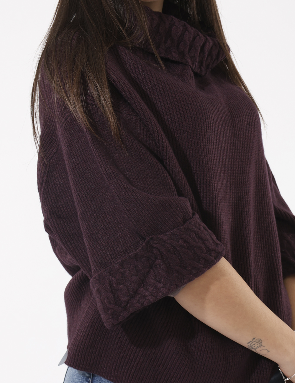 S65YBEX22343-SA_PRUGNA_AI25_3 Maglione Sandro Ferrone Viola - Maglia a collo alto , morbido con manica a 3/4.Cod. art. S65YBEX22343 SAVi ricordiamo che tu