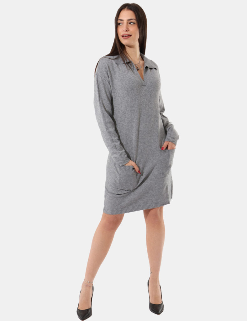 Maxi pull Sandro Ferrone Grigio - Maxi pull, morbido con tasche e colletto.Cod. art. S65YBEX22652 SAVi ricordiamo che tutti