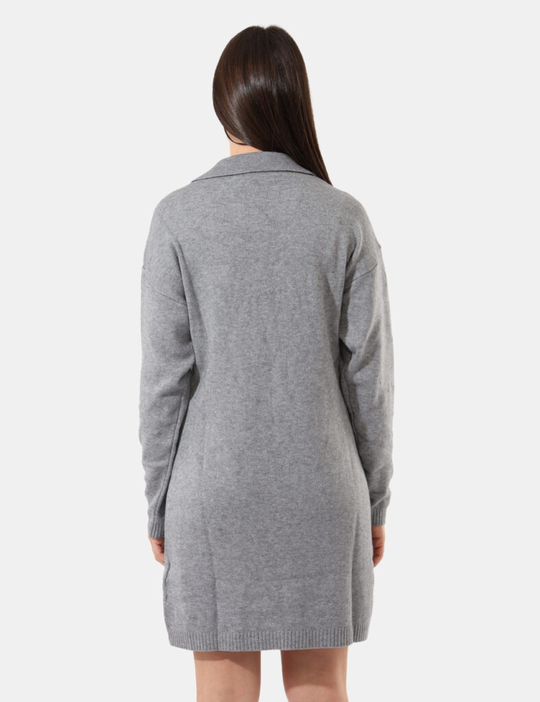 Maxi pull Sandro Ferrone Grigio - Maxi pull, morbido con tasche e colletto.Cod. art. S65YBEX22652 SAVi ricordiamo che tutti