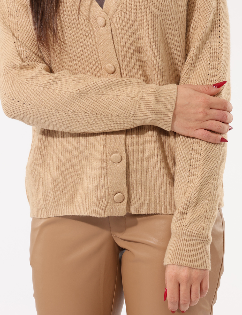 S65YBEX23511-SA_NOCCIOLA_AI25_4 Cardigan Sandro Ferrone Beige - Cardigan morbido e con bottoni. Ideale abbinato a jeans e stivaletti.Cod. art. S65YBEX23511