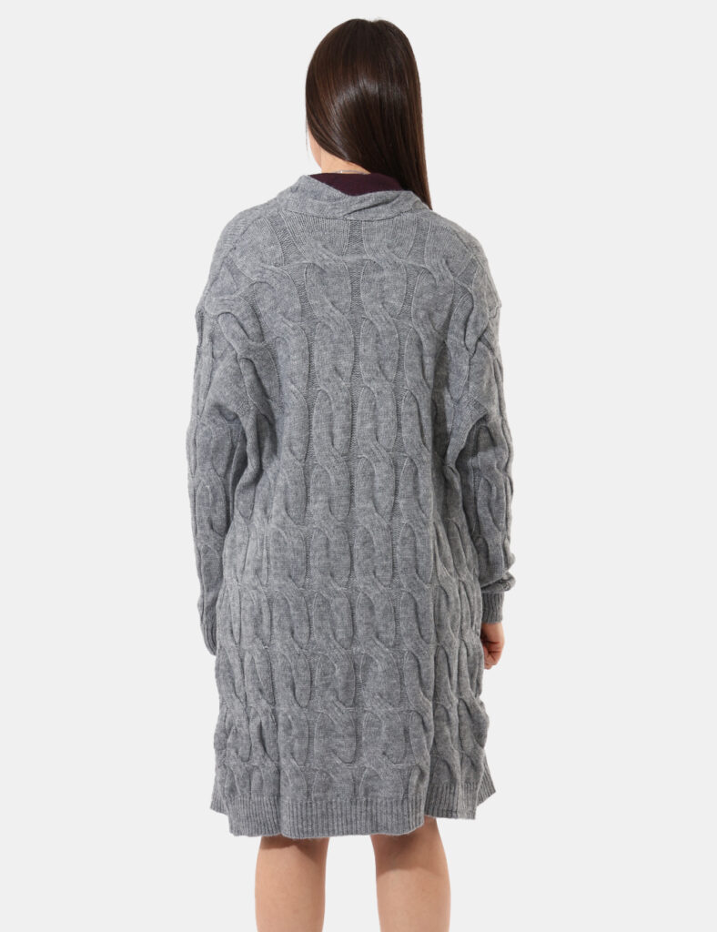 Cardigan Sandro Ferrone Grigio - Morbido cardigan a trecce, senza bottoni adatto per completare i tuoi look piu casual.Cod.