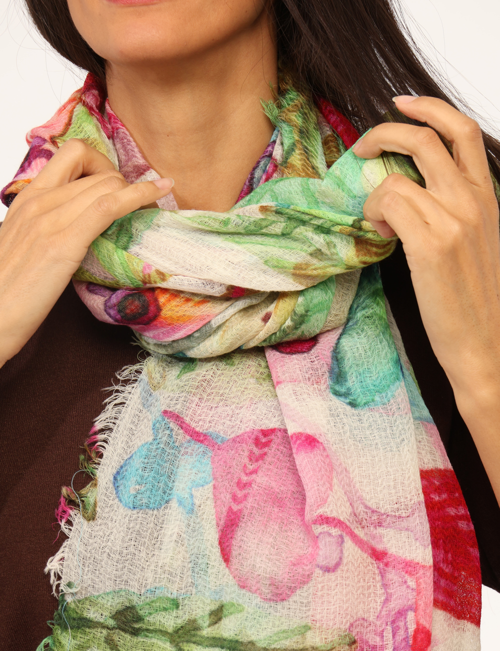 WP250499-OA_VAR--UNICA_AI25_3 Sciarpa Concept83 Fantasia - Sciarpa in total lana, su fantasia floreale tendente al rosa e verde. Indossatura pratica e man
