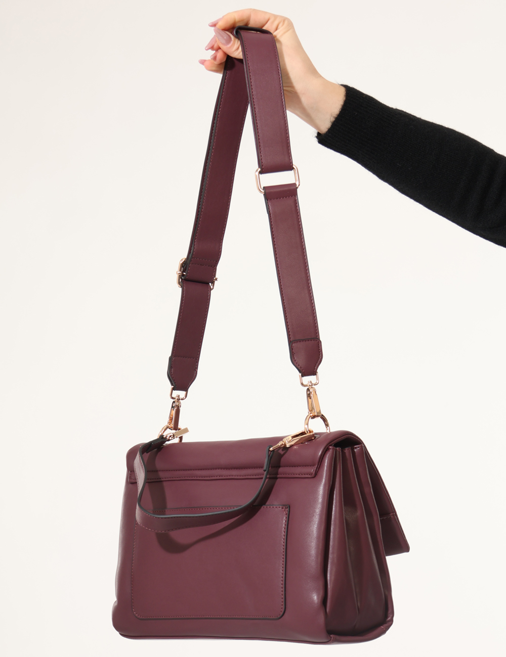 FA24WB3001P44101-SA_BORDEAUX_AI25_5 Borsa Fracomina Bordeaux - Borsa a tracolla con fibia dorata.Cod. art. FA24WB3001P44101 SAVi ricordiamo che tutti i nostri a