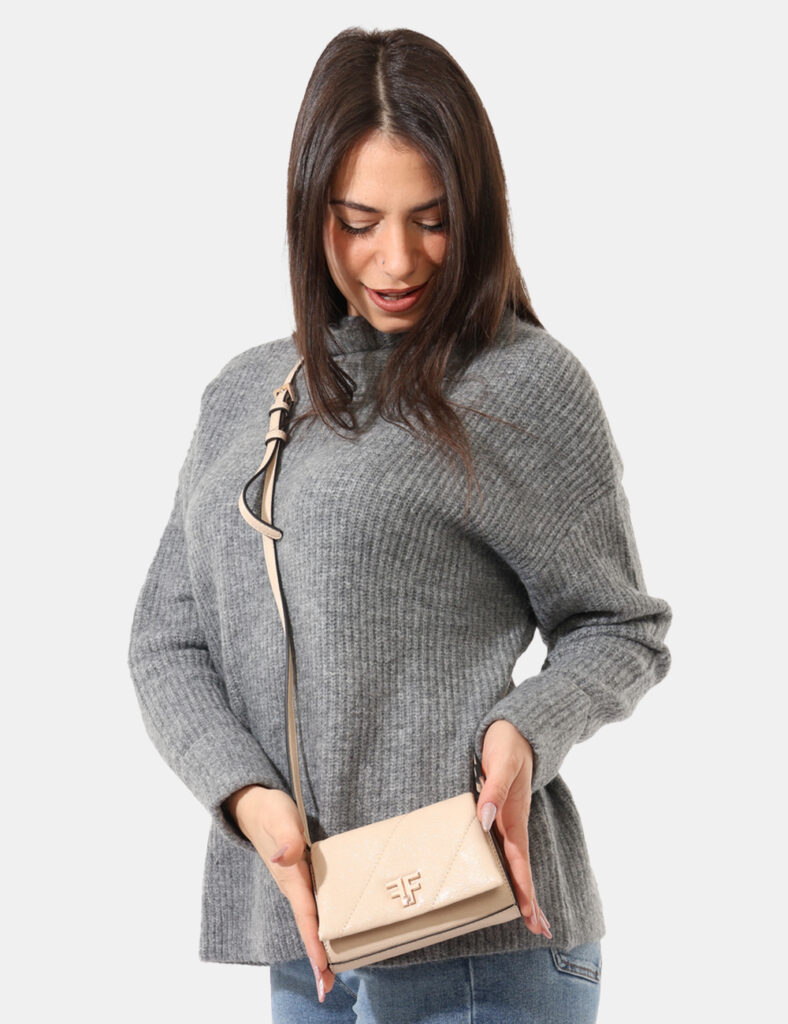 Borsa Fracomina Beige - Borsa a tracolla piccola e pratica.Cod. art. FA24WB4001P440K3 SAVi ricordiamo che tutti i nostri art