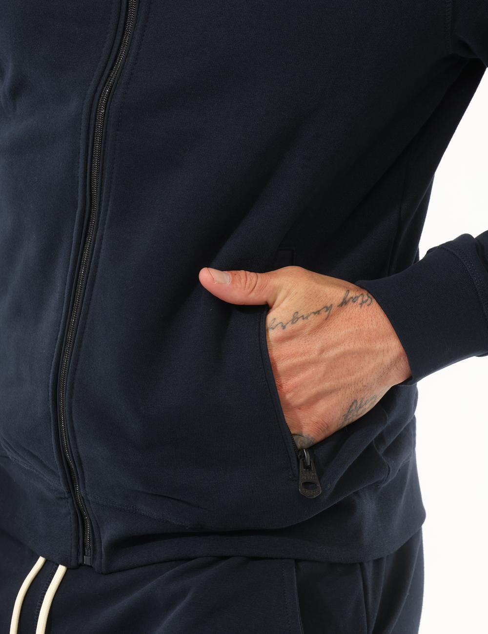 FM25W13FZ-OA_BLUE_AI25_5 FM25W13FZ-OA_BLUE_AI25