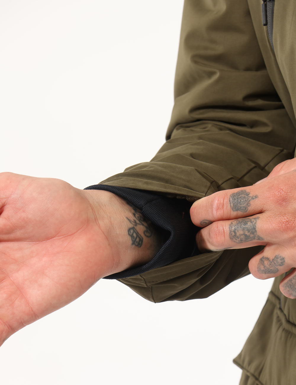 FM25W20KU-OA_ARMY_AI25_6 Piumino Fred Mello Verde - Cod. art. FM25W20KU OAVi ricordiamo che tutti i nostri articoli sono originali.