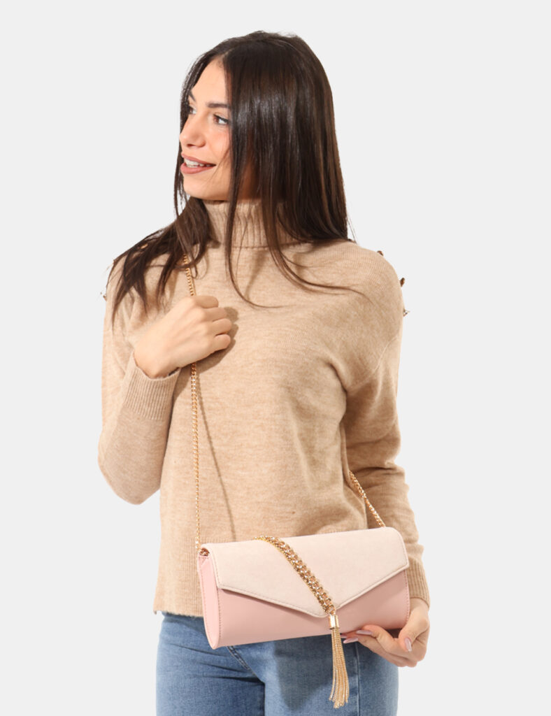 Borsa Fracomina Rosa - Borsa a tracolla con catena dorata e nappa metallica.Cod. art. FQ24WB6002P41001 SAVi ricordiamo che t