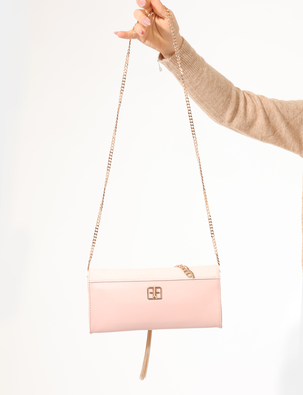 FQ24WB6002P41001-SA_PINK_AI25_4 Borsa Fracomina Rosa - Borsa a tracolla con catena dorata e nappa metallica.Cod. art. FQ24WB6002P41001 SAVi ricordiamo che t