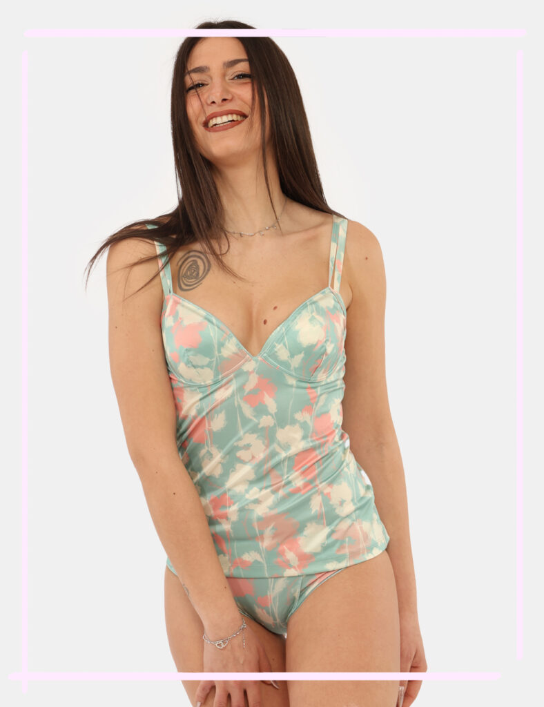 Abbigliamento e accessori da donna Armani - Top Emporio Armani Azzurro tg.S