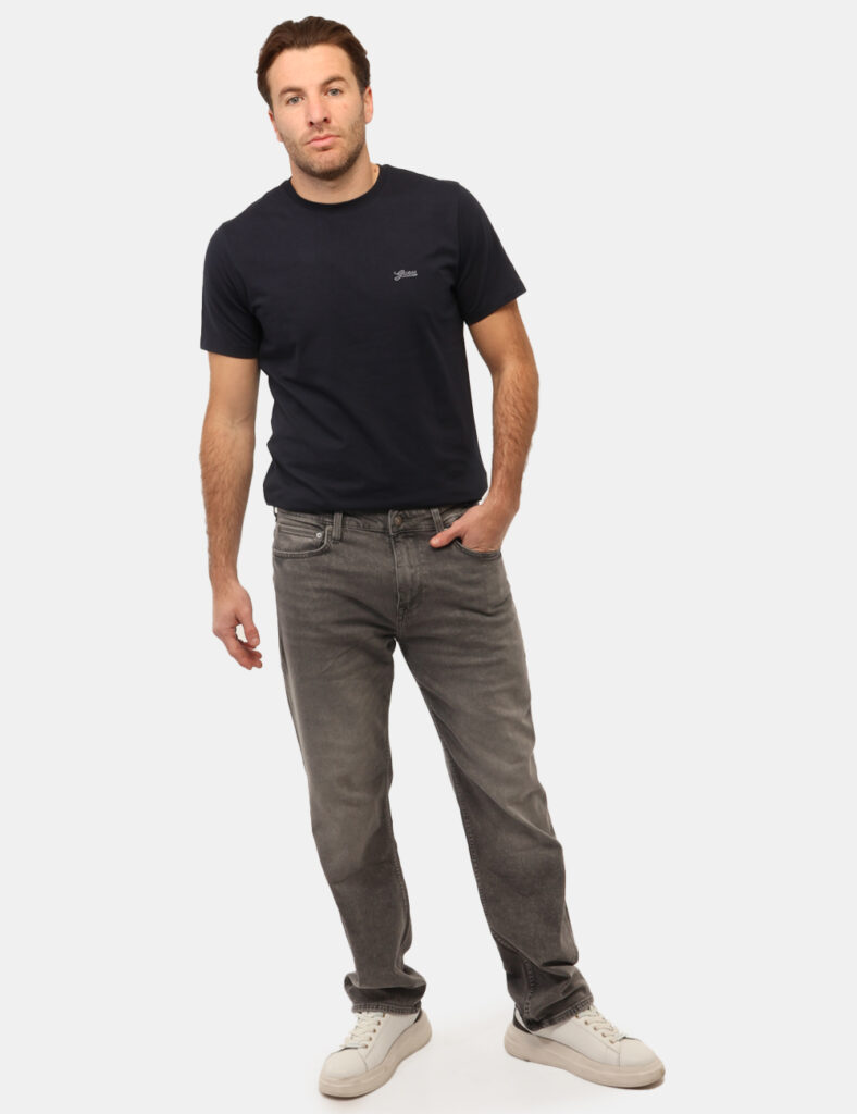 Jeans Guess Nero - Jeans GUESS Neri da uomo Essenziali, versatili e sempre attuali: i Jeans GUESS Nero rappresentano un cap