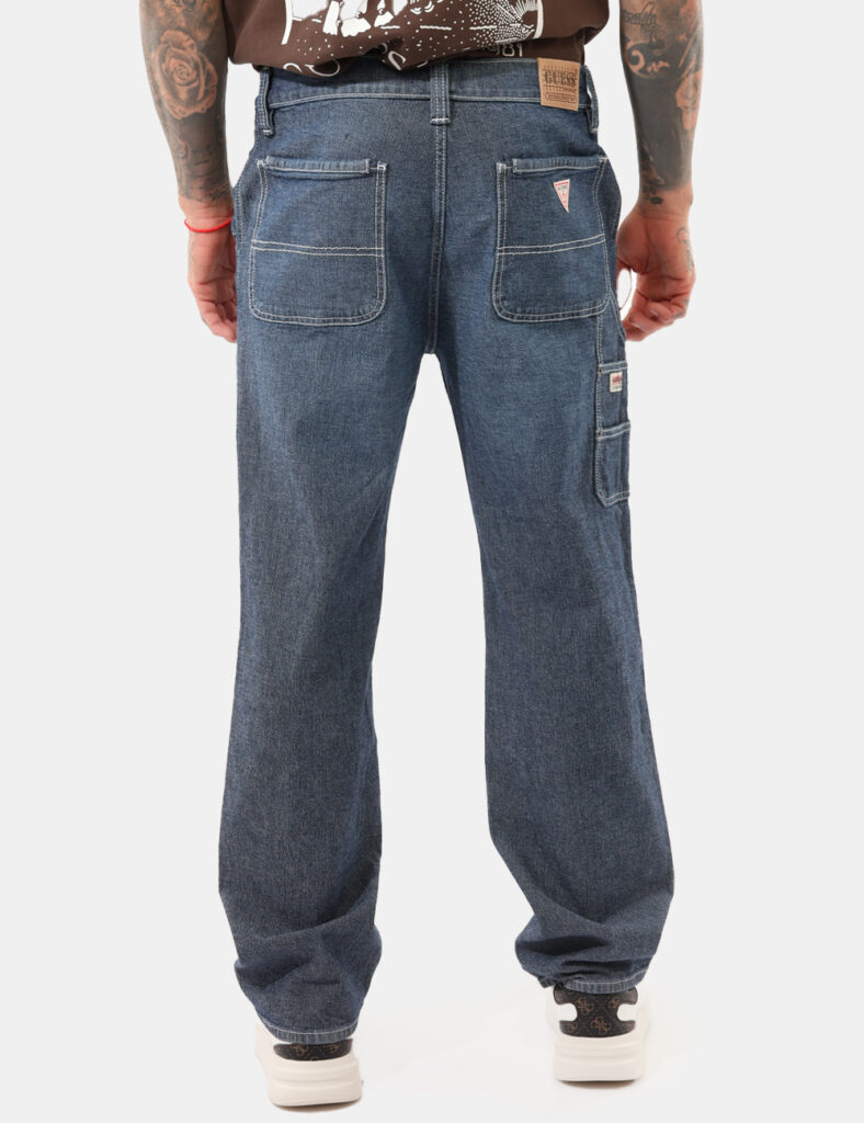 Jeans Guess Jeans - Jeans GUESS da uomo I Jeans GUESS da uomo rappresentano la scelta ideale per chi cerca un capo dal carat