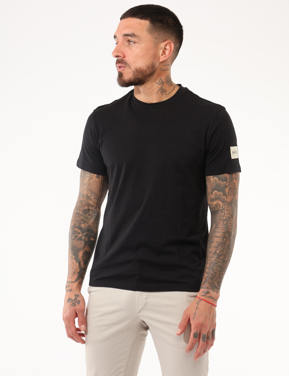 T766-SG02_NERO_PE26_1 T-shirt Yes Zee Nero - T-shirt YES ZEE Nero da uomo, un capo essenziale che unisce stile contemporaneo e comfort quotidiano.