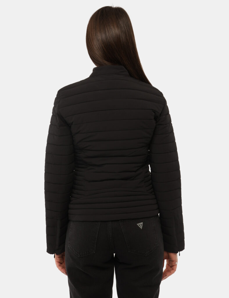 Giacca Guess Nera - Giacca GUESS Nera da donna Decisa, moderna e versatile: la Giacca GUESS Nera è il capo perfetto per comp