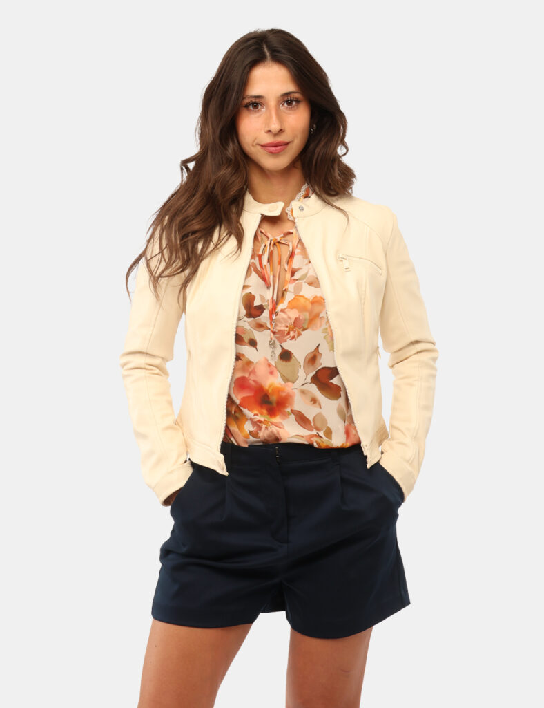 Giacca Guess Beige - Giacca GUESS Beige da donna – Stile contemporaneo per la primavera estateLa Giacca GUESS Beige è il cap