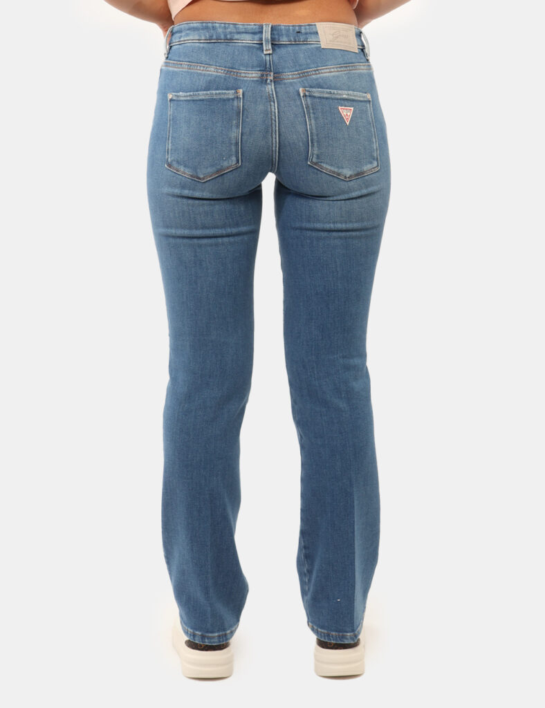 Jeans Guess Blu - Jeans GUESS Blu da donna Versatili e intramontabili, i Jeans GUESS Blu sono un must-have per un guardaroba