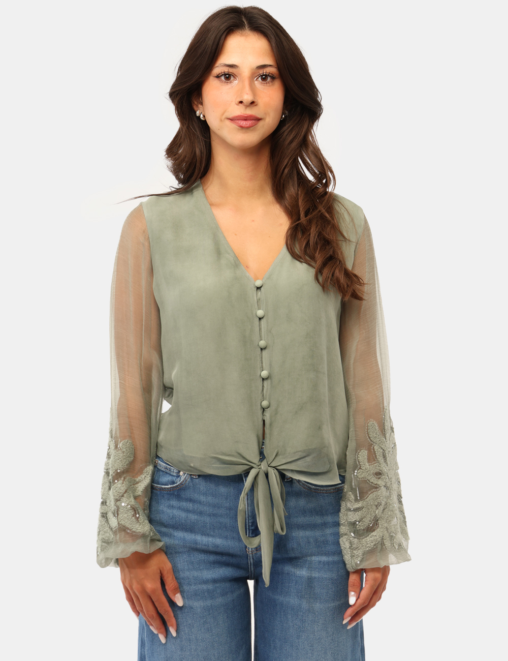 W5YH0V-WE550-SB_FADE-TO-JADE-MULTI_PE26_9 Blusa Guess Verde - Blusa GUESS Verde da donna Elegante e sofisticata, la Blusa GUESS Verde è il capo perfetto per chi desid