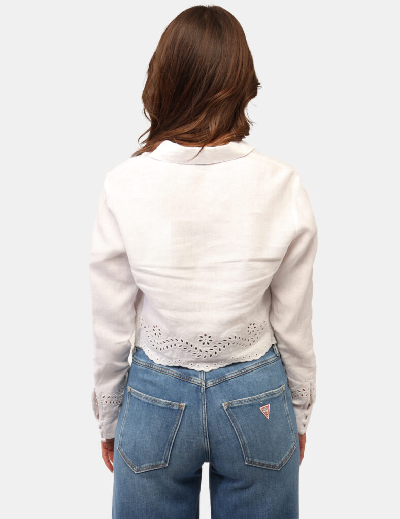 Camicia Guess Bianco - Camicia GUESS Bianca da donna Elegante, fresca e senza tempo, la Camicia GUESS Bianca è un capo essen