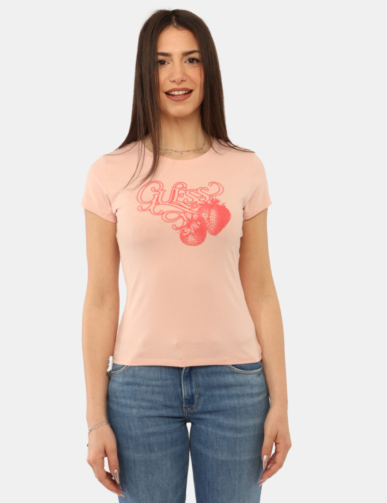 T-shirt Guess Rosa - T-shirt GUESS Rosa da donna La T-shirt GUESS Rosa è il capo perfetto per aggiungere un tocco fresco e f