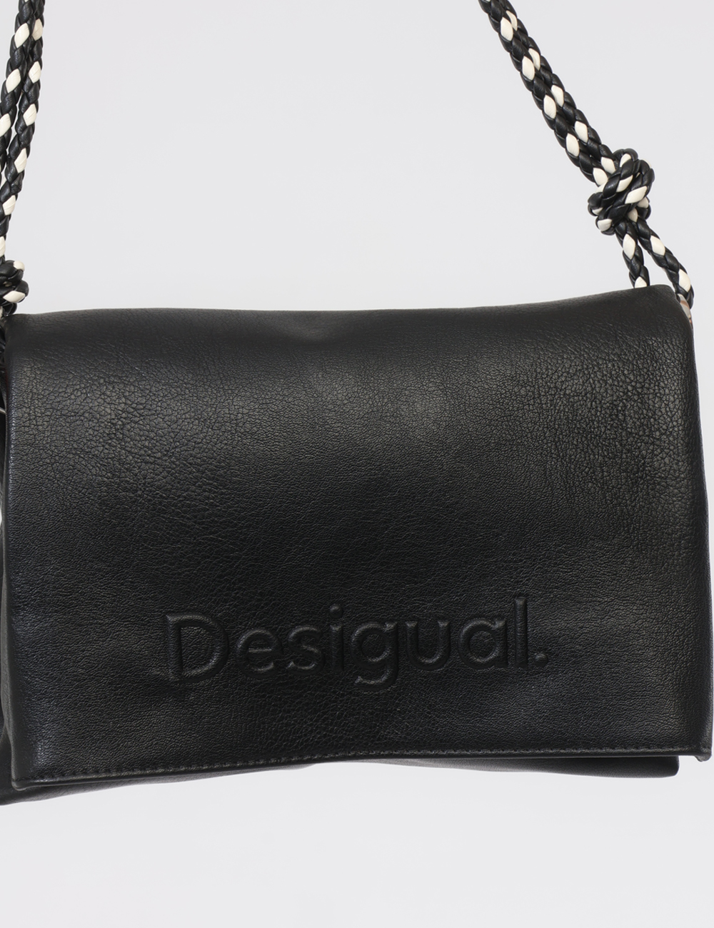 26SAXP61-OB_NERO_PE26_3 Borsa Desigual Nera - Borsa DESIGUAL Nera da donna Compatta, moderna e ricca di dettagli distintivi, la Borsa DESIGUAL Nera