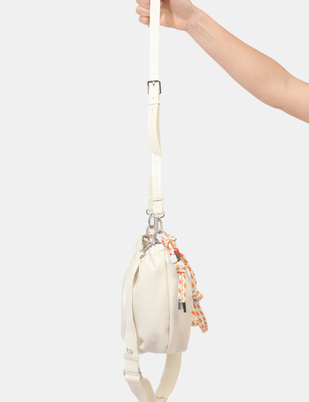 26SAXP73-OB_BIANCO_PE26_4 Borsa Desigual Bianca - Borsa DESIGUAL Bianca da donna Fresca, luminosa e dal design contemporaneo, la Borsa DESIGUAL Bianca