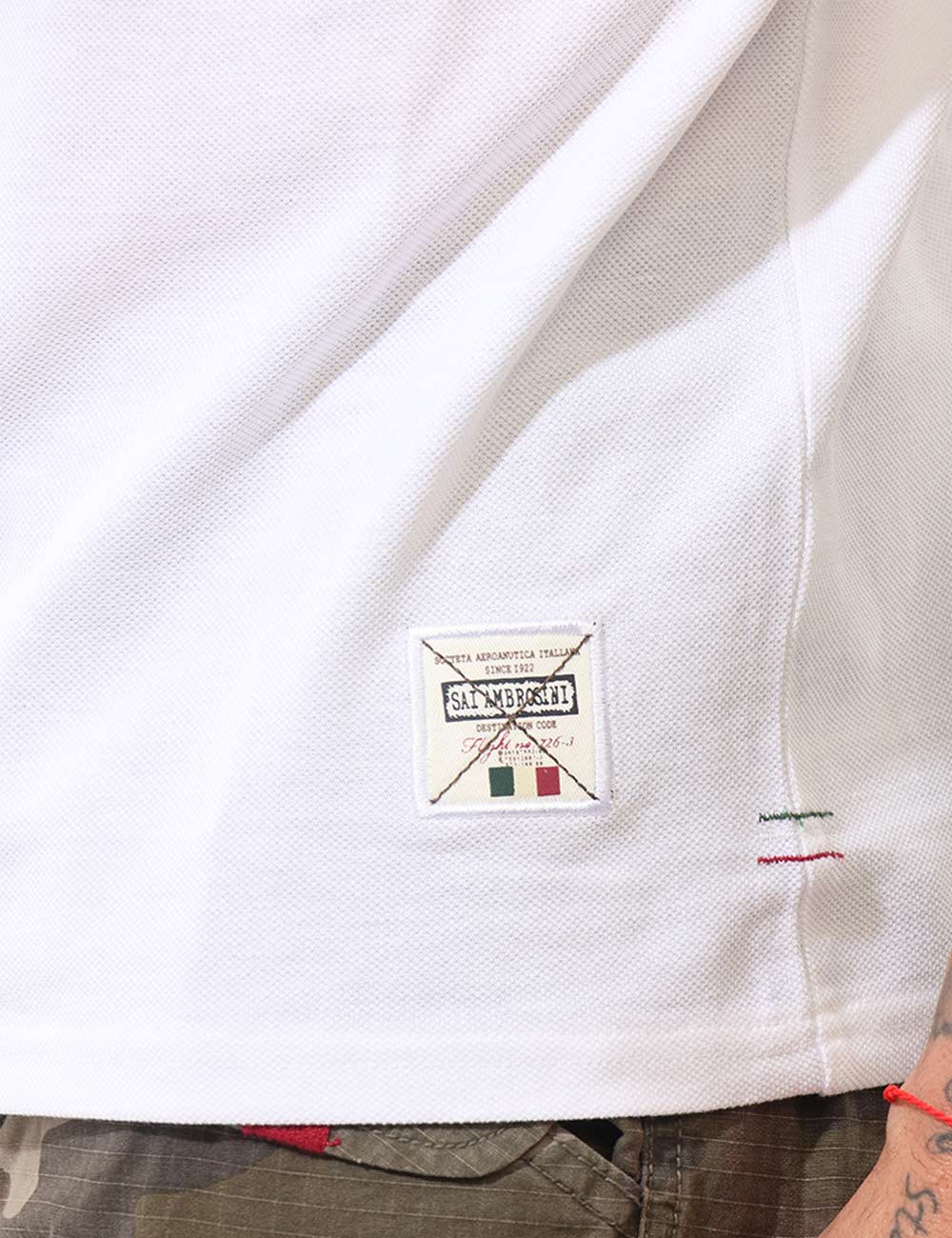 ARE5PL010385U-SB_BIANCO_PE26_4 Polo Aeronautica Italiana Bianca - Polo AERONAUTICA ITALIANA Bianca da uomo La Polo AERONAUTICA ITALIANA Bianca è un capo ic